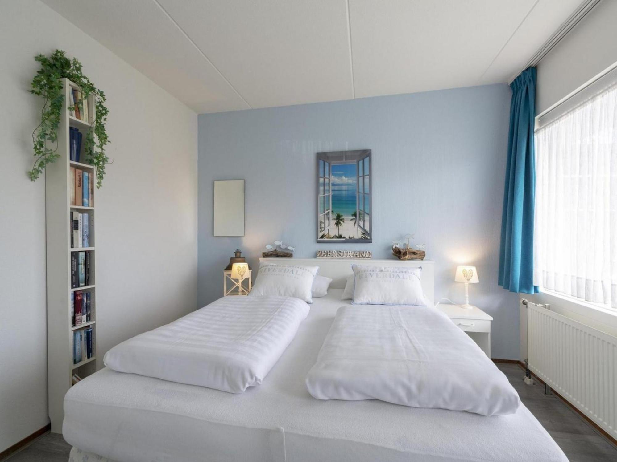 Lovely Apartment With Patio Callantsoog Bagian luar foto